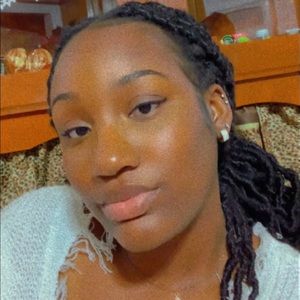 Meet your Posher, Dajanera